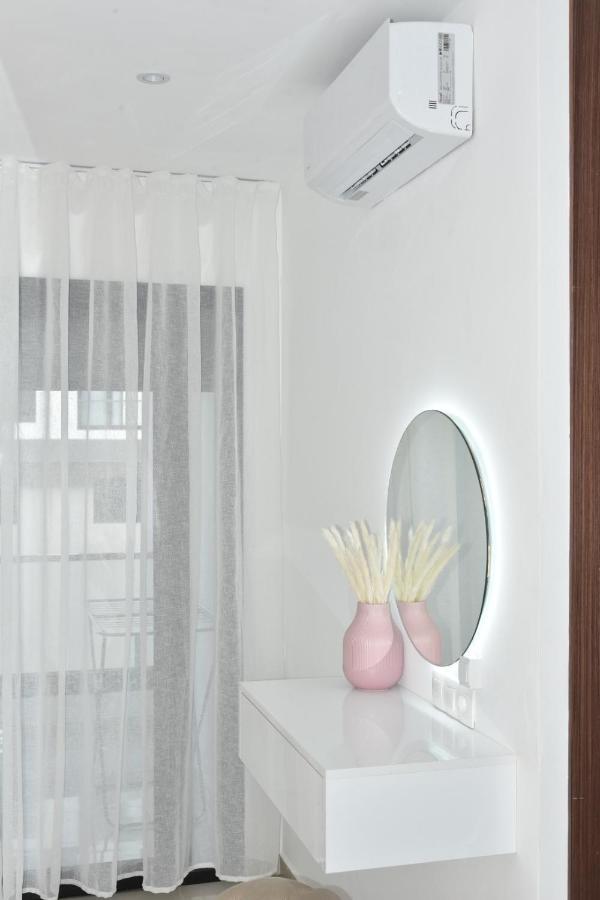 Lovely Apartment With Pool & Gym Kenitra Exterior photo